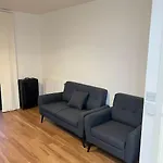 Modern, Luxurious 1 Apartment Next To Station, Few Stops Away From Central London